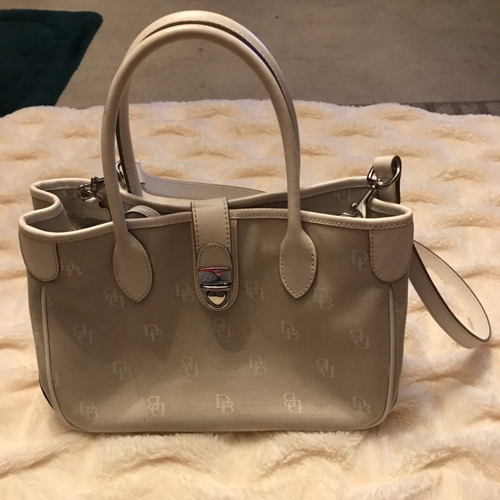 Dooney & Bourke Off White Purse